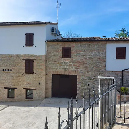 Turistici Carboni 1 N 35a Penna San Giovanni