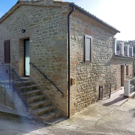 Turistici Carboni Apartmán Penna San Giovanni